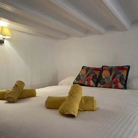 Rym House Grupo Ac Gestion カディス